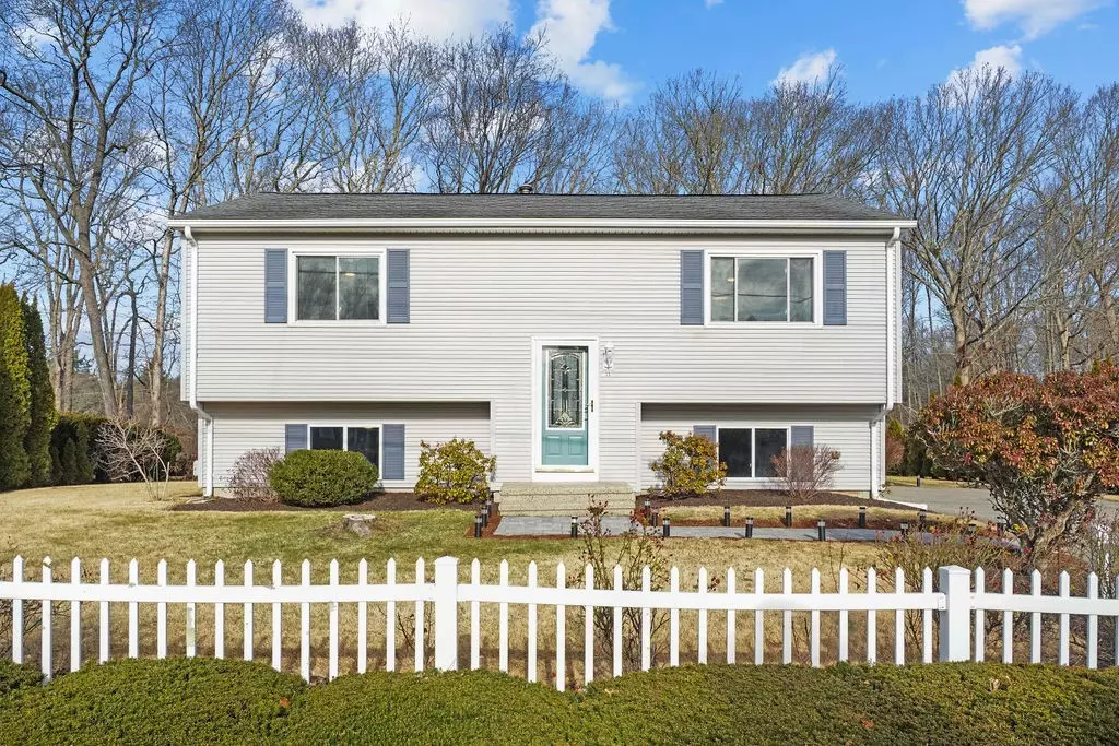 Westerly, RI 02891,39 Saundra DR