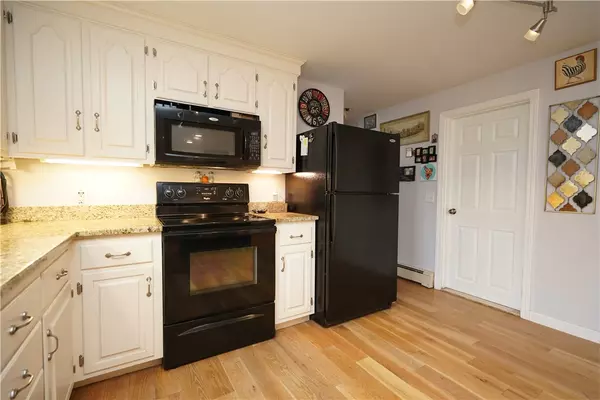 North Attleboro, MA 02760,42 Earlmar DR