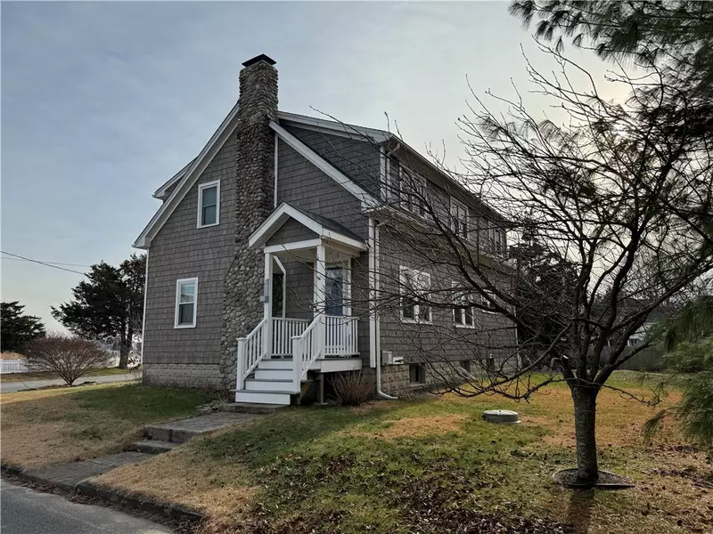 38 Terrace AVE, Warwick, RI 02889