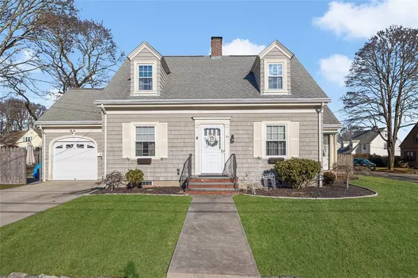 20 Pleasant AVE, Johnston, RI 02919