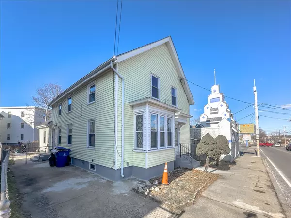 Pawtucket, RI 02860,195 PAWTUCKET AVE