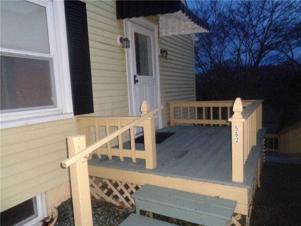 Cranston, RI 02921,562 Phenix AVE