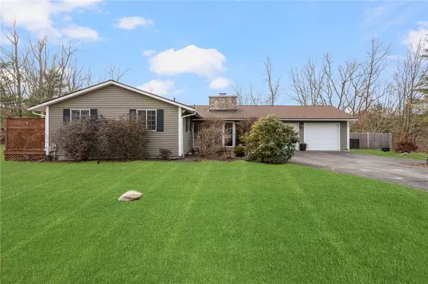 21 Georgianna AVE, North Smithfield, RI 02896