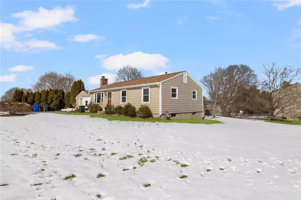 West Warwick, RI 02893,94 Tower RD