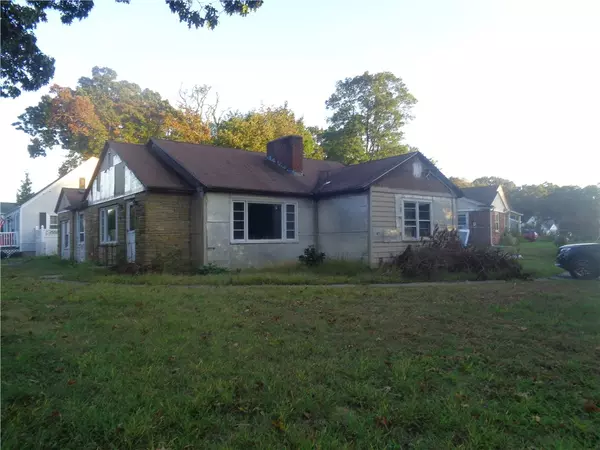 Warwick, RI 02889,285 West Shore RD