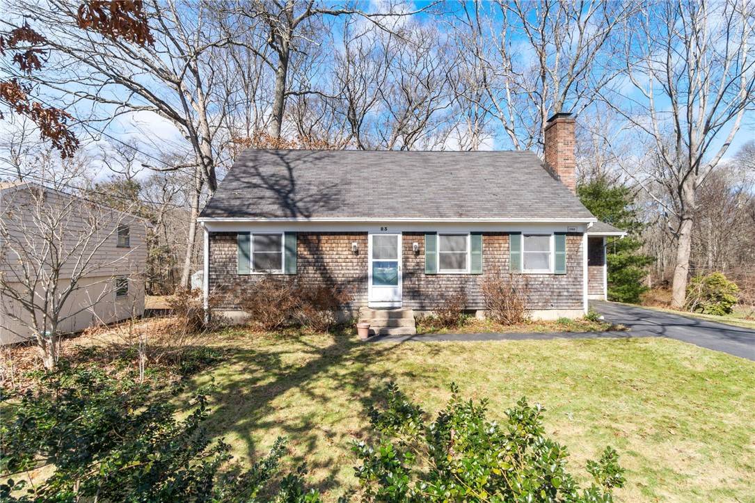 South Kingstown, RI 02879,83 Greenwood DR