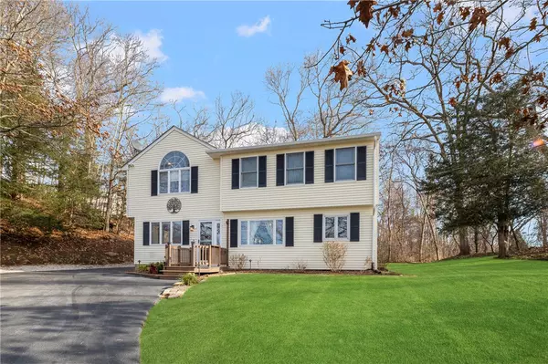 725 Putnam PIKE, Smithfield, RI 02828