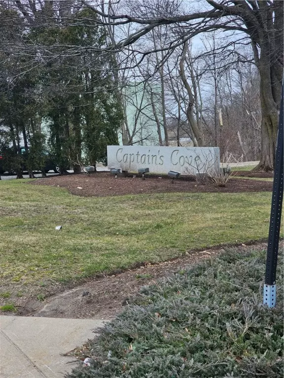 Quincy, MA 02169,100 Cove WAY #406