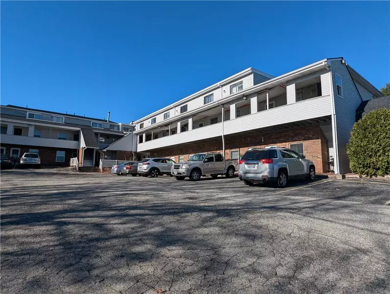 444 Woodward RD #35, North Providence, RI 02904