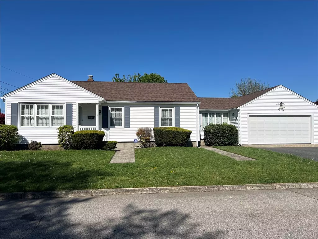 Pawtucket, RI 02861,5 Second ST