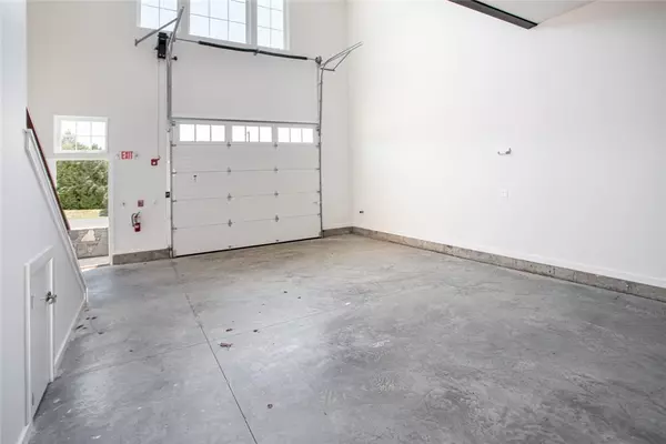 Middletown, RI 02842,55 John Clarke RD #3