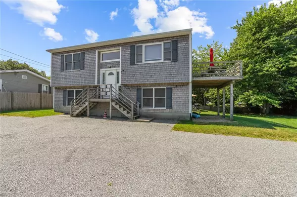 74 Durkin DR, Narragansett, RI 02882