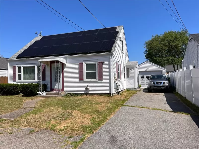 96 Monticello RD, Pawtucket, RI 02861