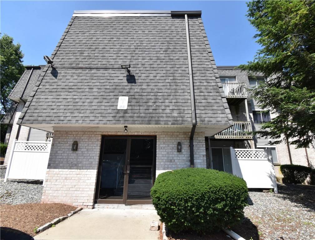 1560 Douglas AVE #F72, North Providence, RI 02904
