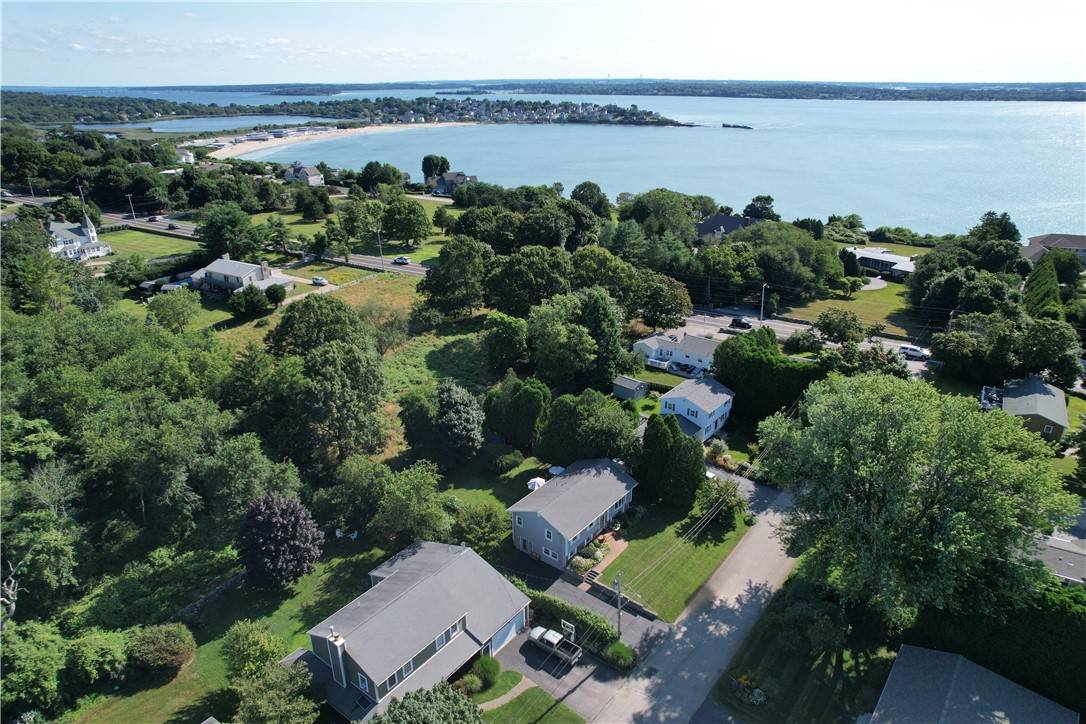 11 NORTH HILLVIEW DR, Narragansett, RI 02882