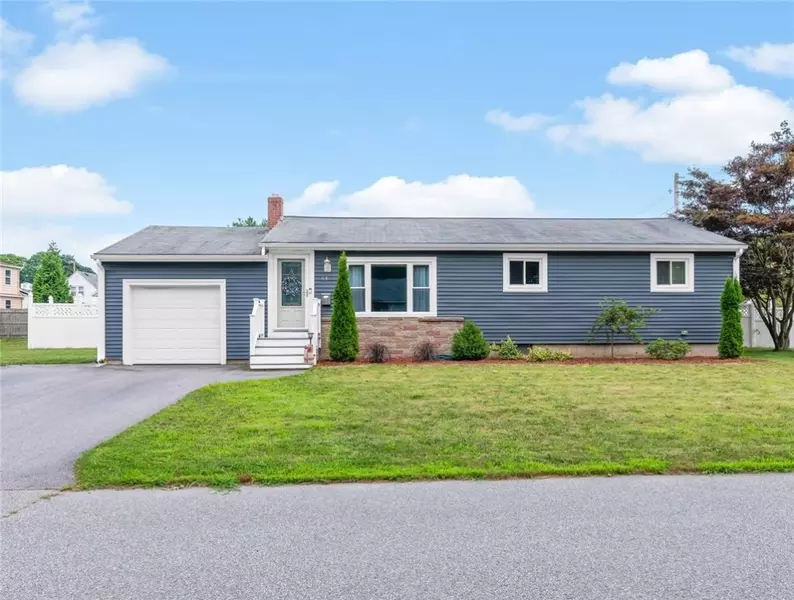 64 Sunset AVE, Warwick, RI 02889