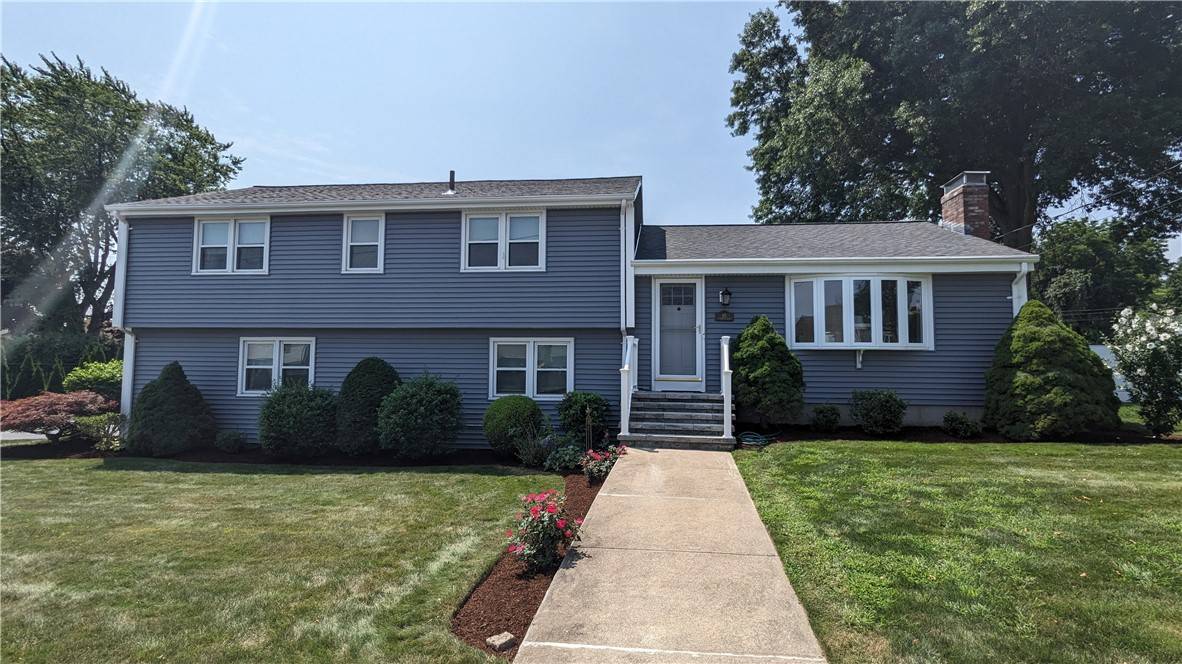 85 Plymouth RD, East Providence, RI 02914