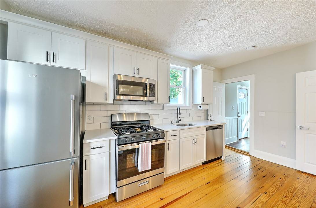 Providence, RI 02903,487 Washington ST #1