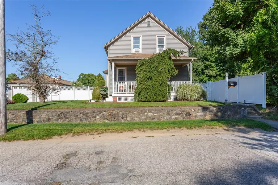 16 Burke ST, East Providence, RI 02915