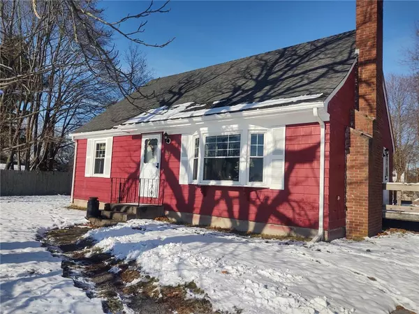 62 Chestnut ST, Seekonk, MA 02771