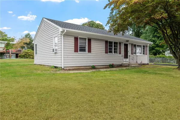 Smithfield, RI 02917,5 Potter AVE