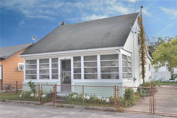 66 Sagamore ST, Warwick, RI 02889