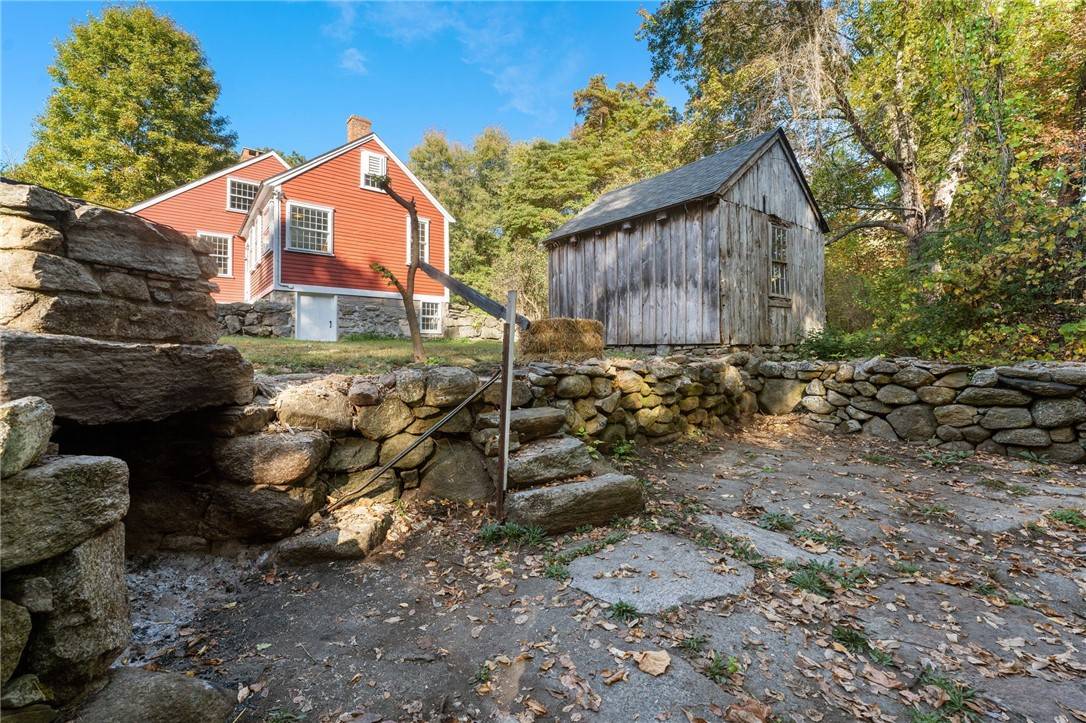 Burrillville, RI 02830,299 Ironmine RD