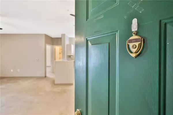 Woonsocket, RI 02895,92 Mill ST #201