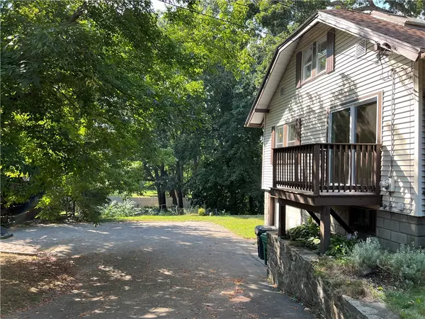 Warwick, RI 02818,51 Alger AVE