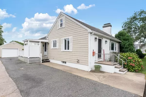 Westerly, RI 02891,12 Woodlund AVE