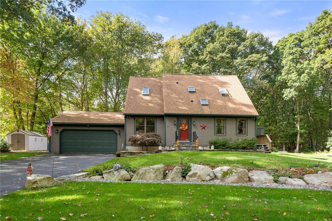 Johnston, RI 02919,45 Pine Hill AVE