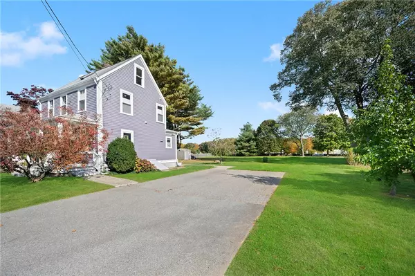 Warren, RI 02885,21 Avenue A