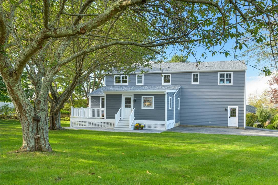 Middletown, RI 02842,138 Oliphant LN