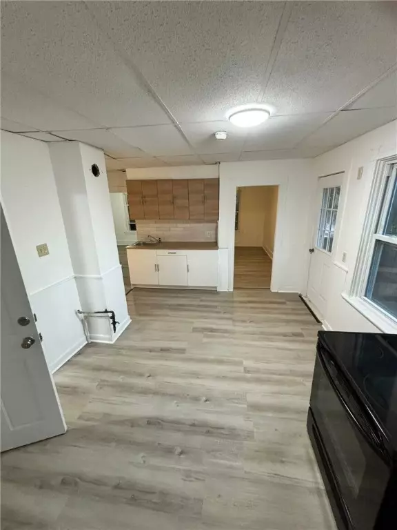 Woonsocket, RI 02895,27 Montcalm ST