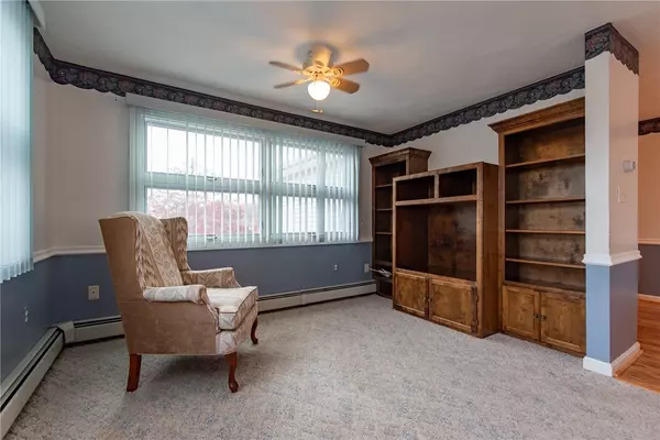 Woonsocket, RI 02895,252 Bertenshaw RD
