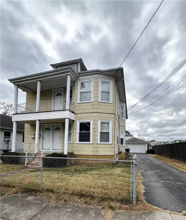 74 Downes AVE, Pawtucket, RI 02861