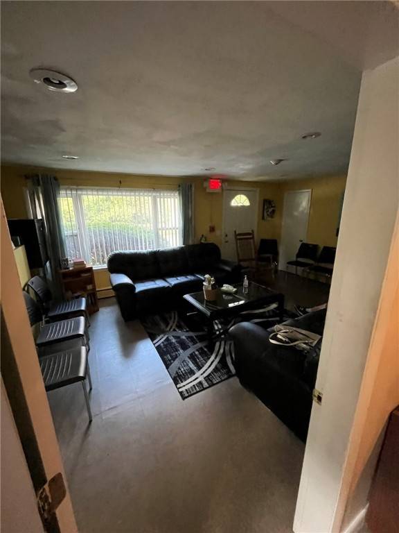 Warwick, RI 02886,890 Centerville RD