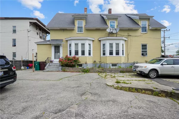 328 Wood AVE, Woonsocket, RI 02895