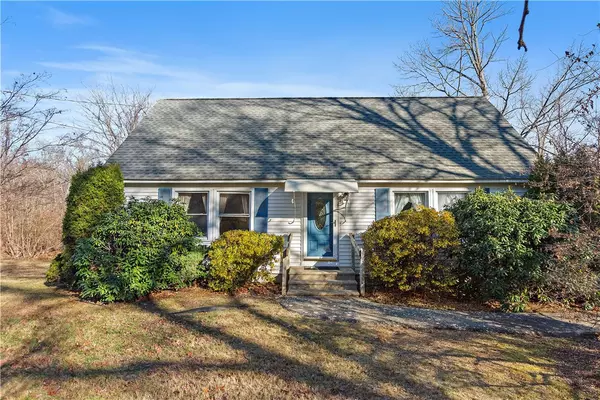 311 Snake Hill RD, Glocester, RI 02857