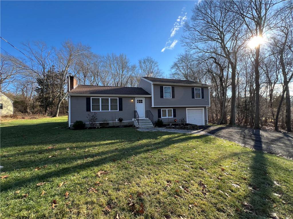 North Kingstown, RI 02852,141 N Quidnessett RD
