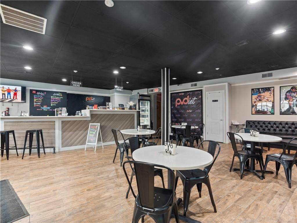Cranston, RI 02905,189 Smith ST