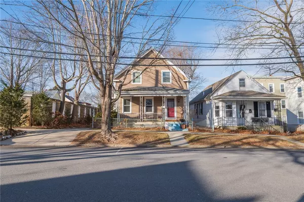 Bristol, RI 02809,113 Union ST