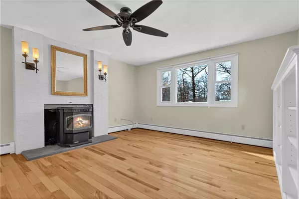Hopkinton, RI 02833,148 North RD