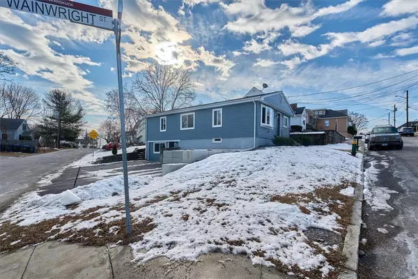 Providence, RI 02908,95 Wainwright ST