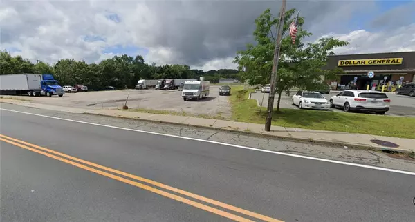 1265 Mendon RD, Woonsocket, RI 02865