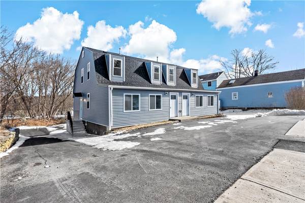 29 Farnum PIKE #2- Right, Smithfield, RI 02917