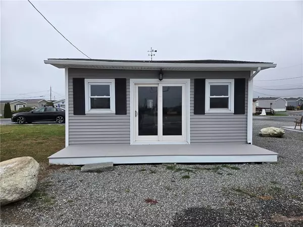 697 succotash RD, South Kingstown, RI 02879