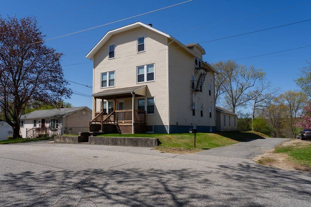Woonsocket, RI 02895,147 Louise ST