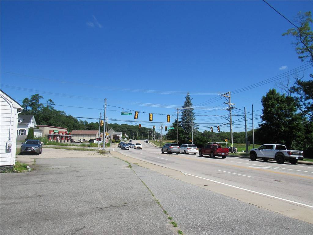 Johnston, RI 02919,1296 Atwood AVE