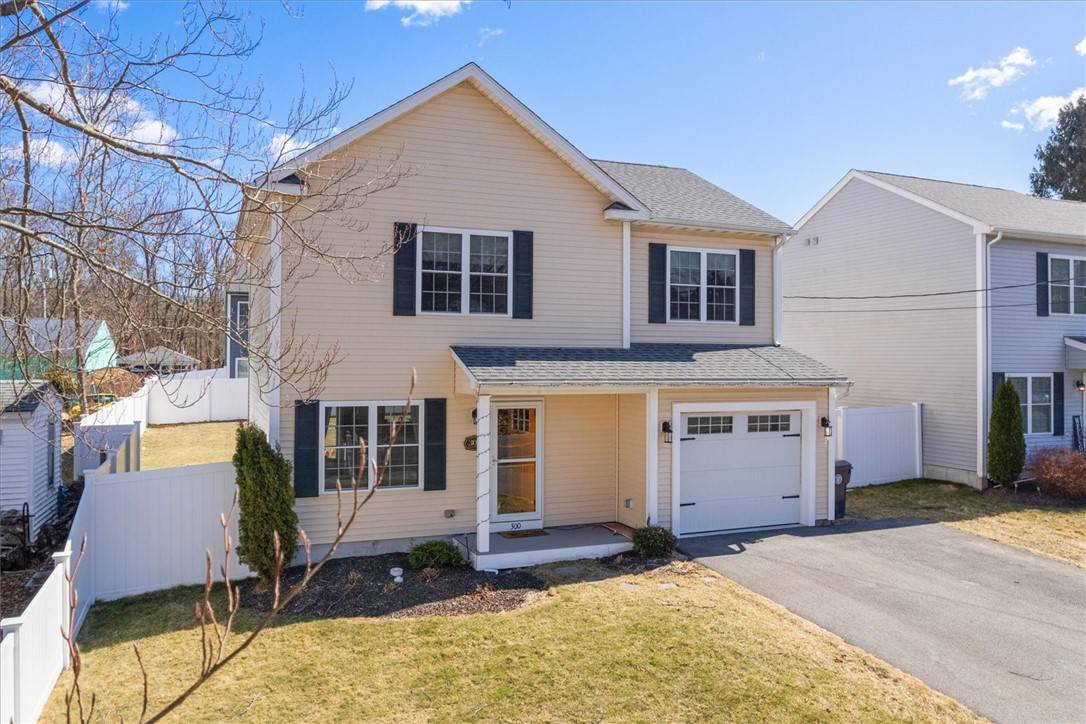 Warwick, RI 02889,300 Warwick Neck AVE